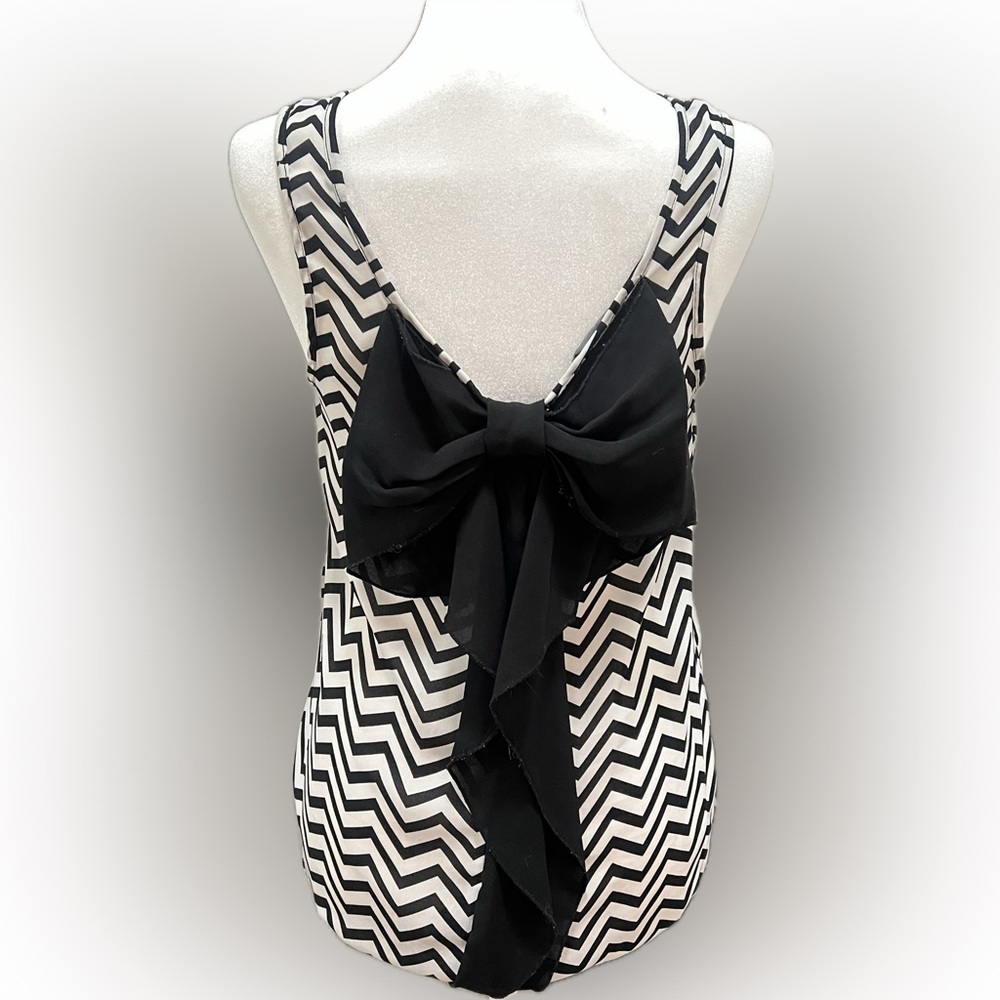 Haute Monde Black and White Chevron Tank Top